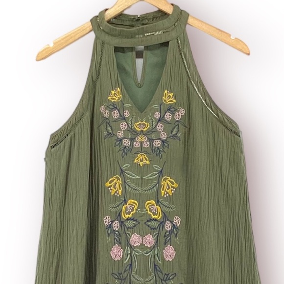 MIAMI EMBROIDERED SLEEVELESS DRESS - Picture 2 of 16